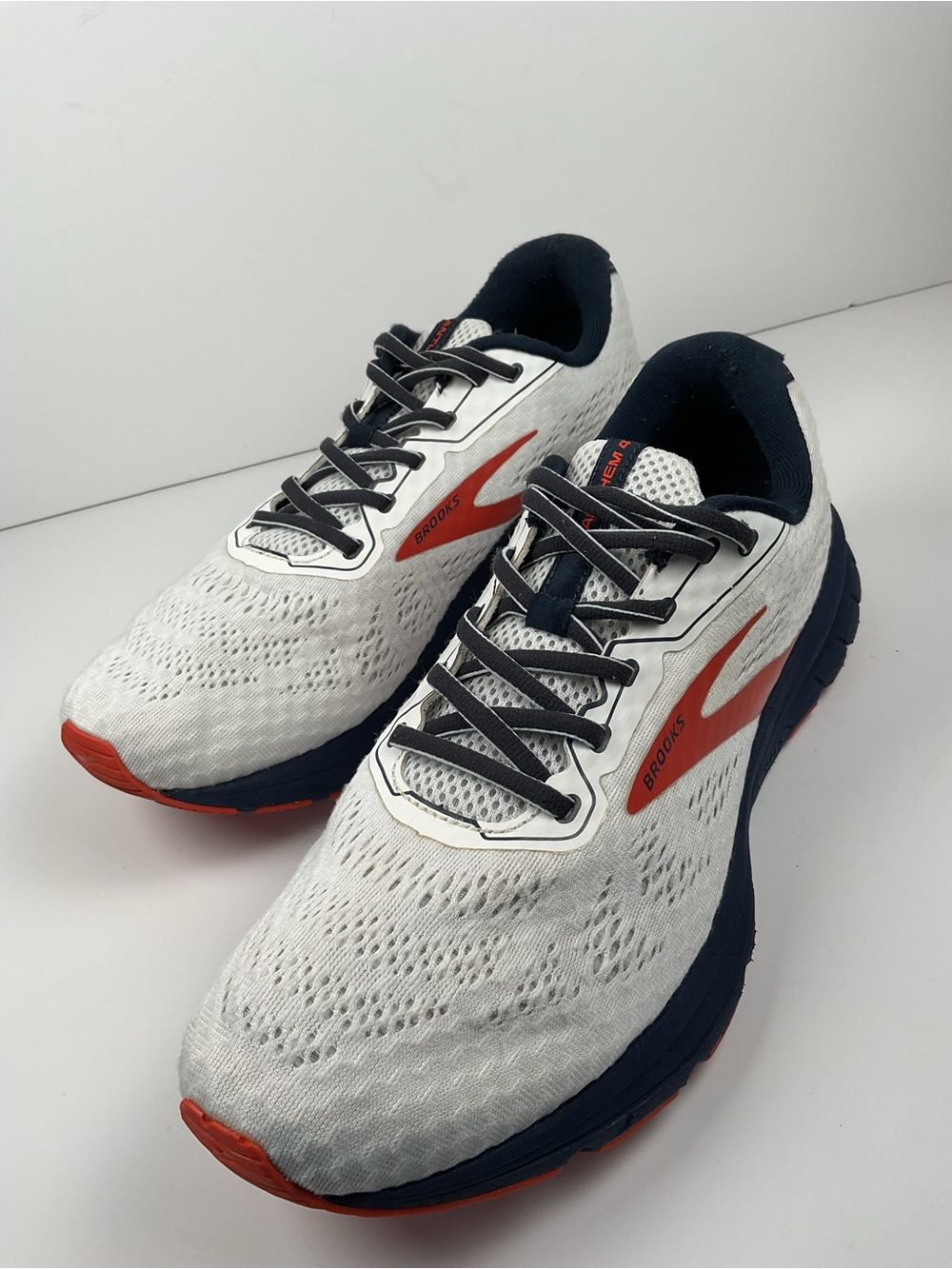 Brooks Anthem 4 Men’s Size 11.5 D White Orange Running Shoes - Picture 3 of 13
